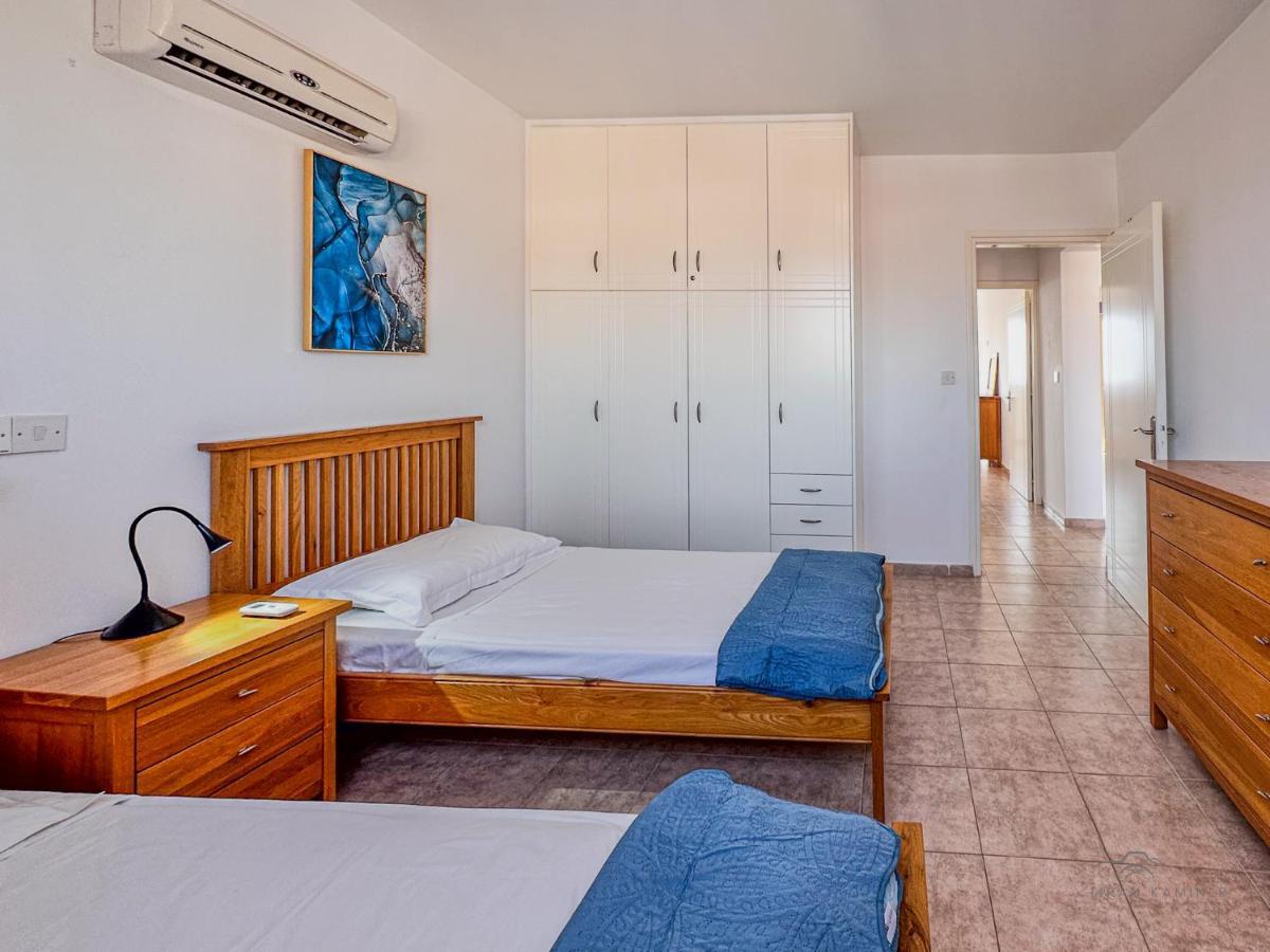 Royal Seacrest Crown-Jewel, 2B, Pools, Sea, Center Apartment Paphos Exterior foto